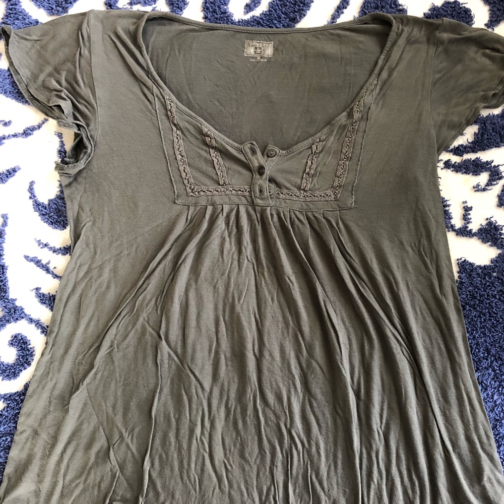 Flowy converse top, capped